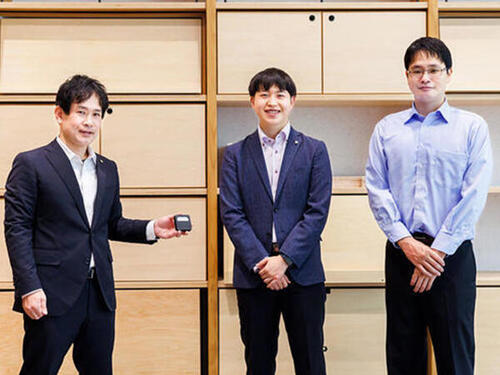 A Monitoring Sensor That Uses Millimeter Waves to Detect Invisible Human Heartbeats | BE INNOVATION!