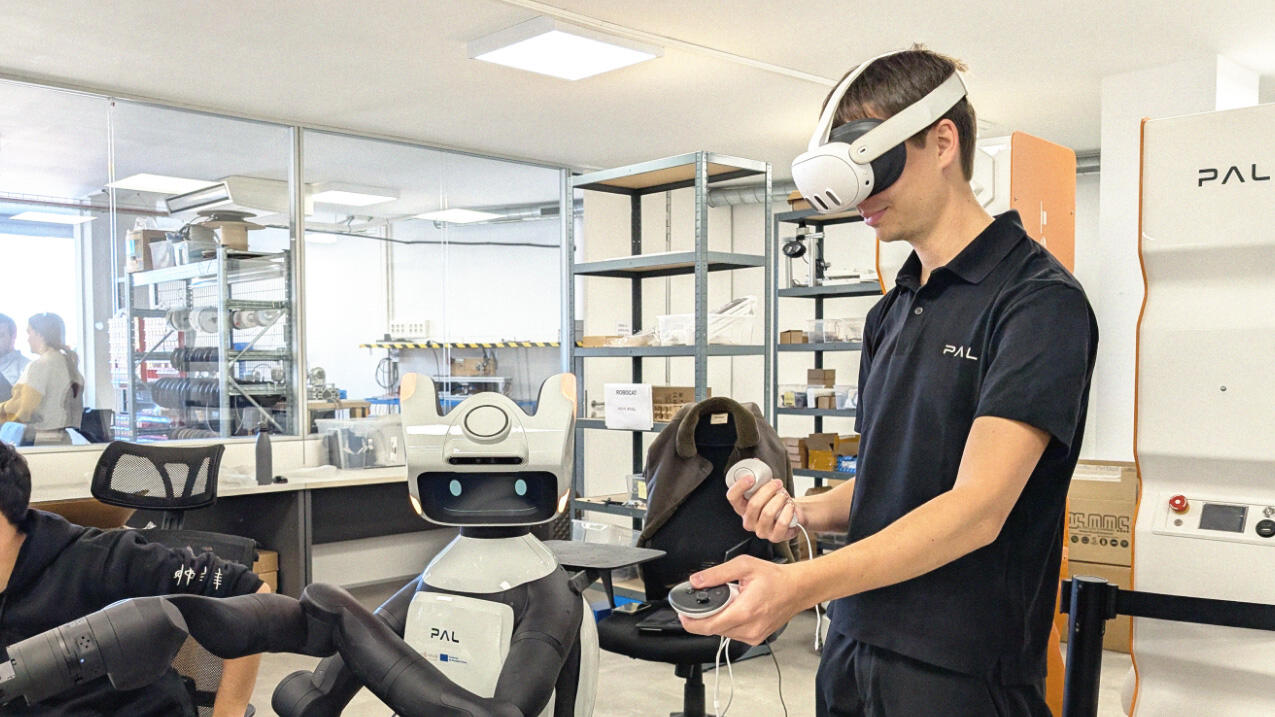 Teaching tasks to TIAGo Pro.